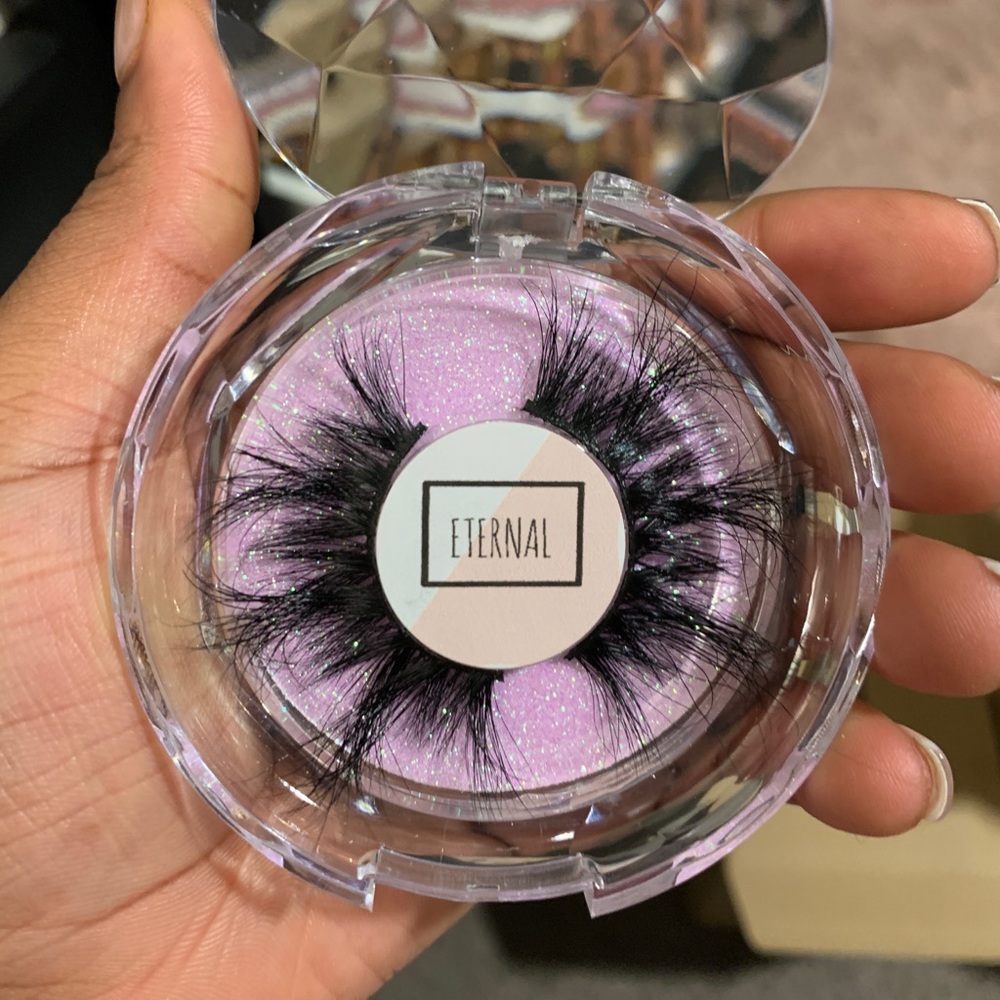 Lashes BOGO